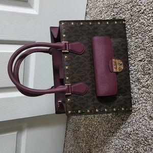 Michael Kors purse